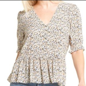 Madewell Courtyard Ruffle Hem Floral Top. Size Small in excellent condition.